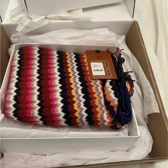 Missoni Accessories - Missoni Pink and Red Chevron Scarf